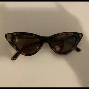 Brown Cat-Eyed Glasses